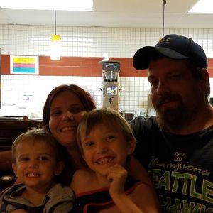 Meet your Posher, Naomi